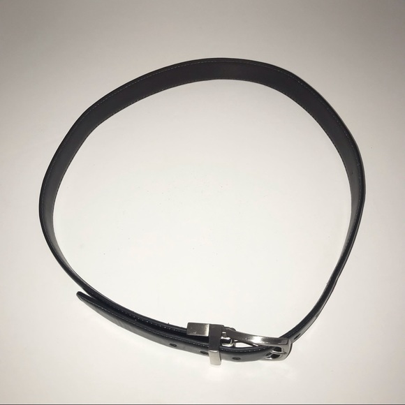 Dockers boys reversible belt, black/brown, silver tone buckle that twists - Picture 5 of 8